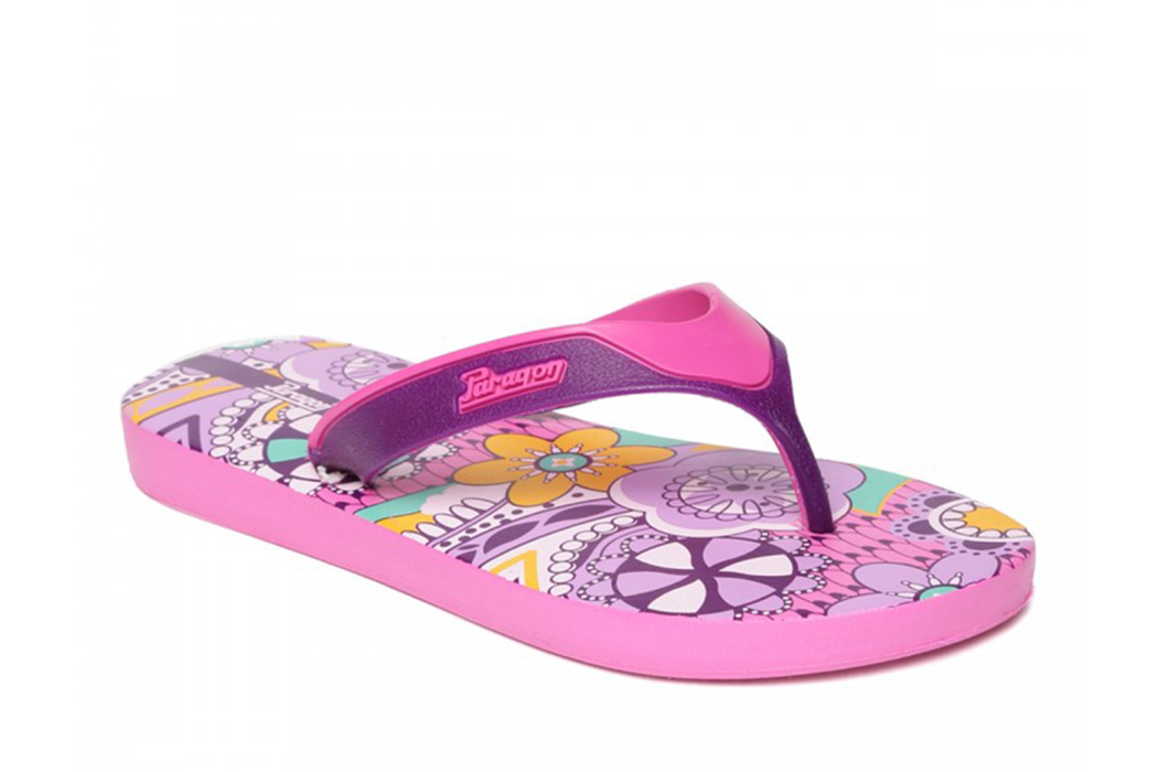 Colourful flip-flops: a trend in the making!