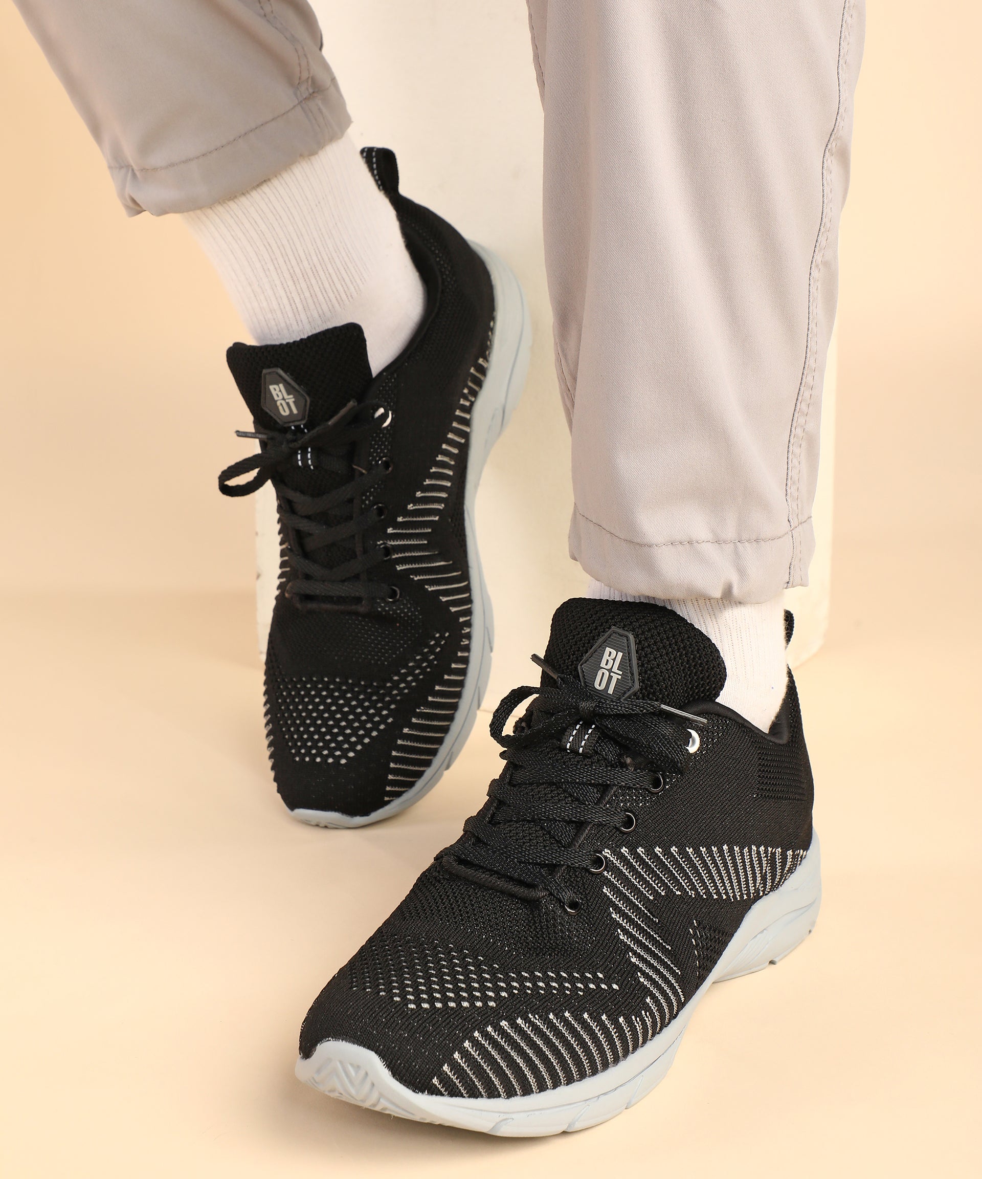 Paragon Blot FBK1224G Men Casual Shoes Stylish Walking Outdoor Shoes for Everyday Wear Smart Trendy Design Comfortable Cushioned Soles