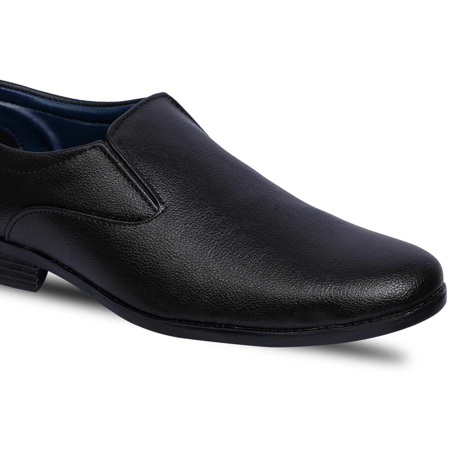 Buy online Black Lace-up Formal Shoes from Footwear for Men by Clog London  for ₹4499 at 25% off | 2024 Limeroad.com