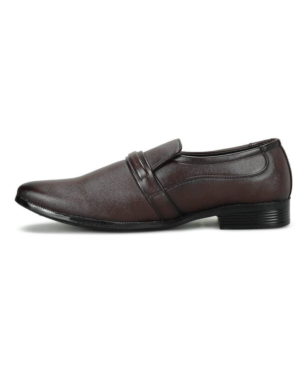 Paragon Men's Brown Formal Loafer Shoes | Cushioned Sole &amp; Sturdy Construction