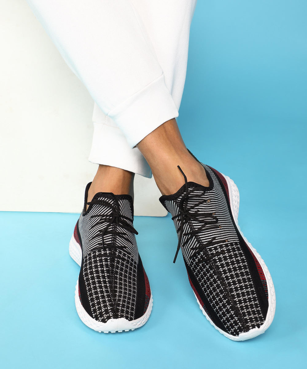 Paragon K1019G Men Casual Shoes | Stylish Walking Outdoor Shoes for Everyday Wear | Smart &amp; Trendy Design  | Comfortable Cushioned Soles White