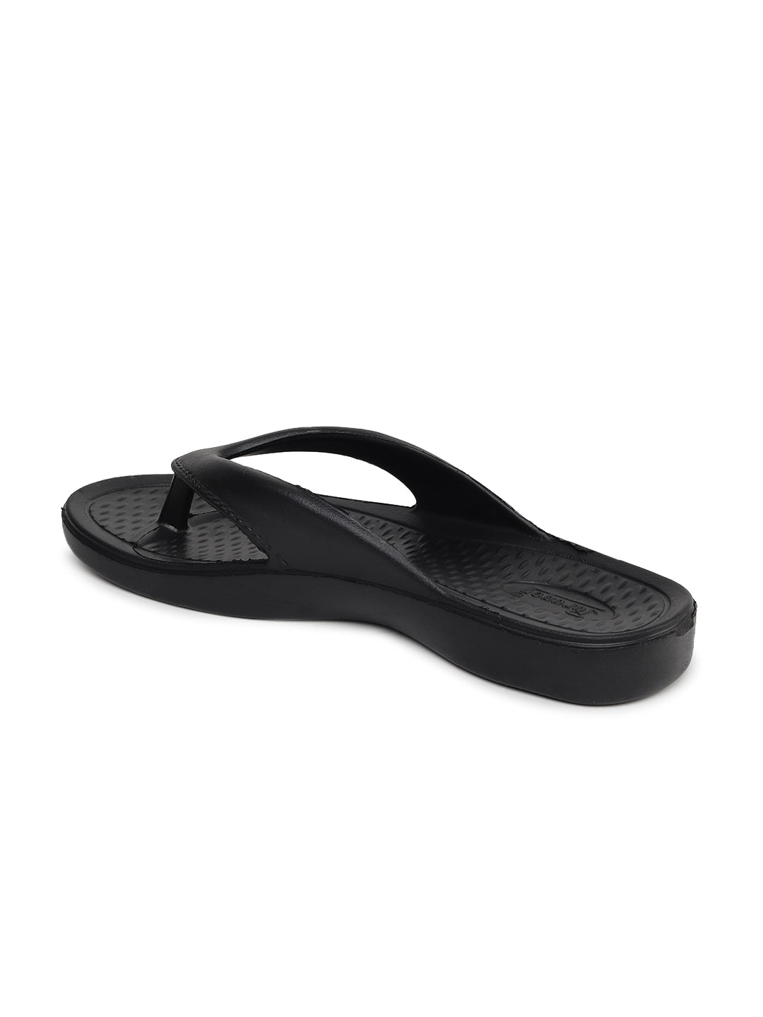 Paragon EV1420L Women Stylish Lightweight Flipflops | Comfortable with Anti skid soles | Casual &amp; Trendy Slippers | Indoor &amp; Outdoor