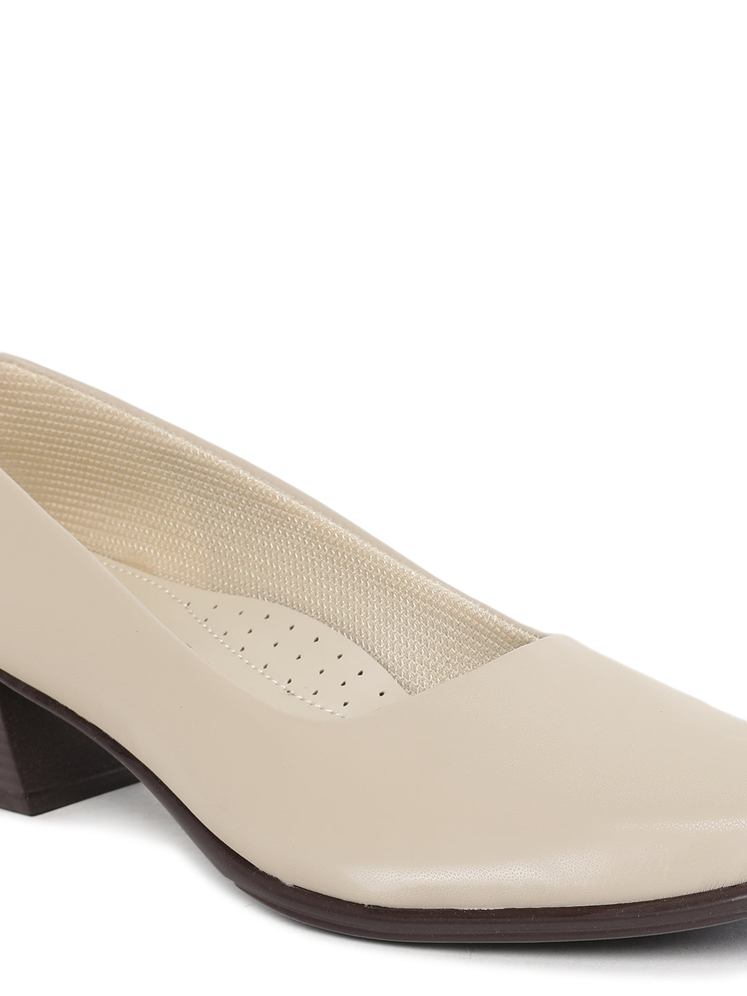 Women&#39;s Solea Plus Cream Casual Shoes
