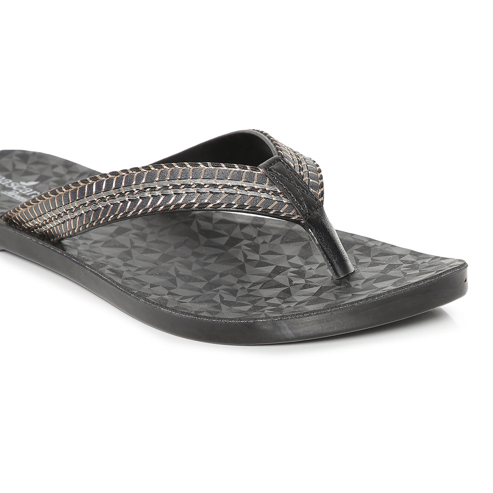 Paragon  K7201L Women Slippers | Lightweight Flipflops for Indoor &amp; Outdoor | Casual &amp; Comfortable | For Everyday Use