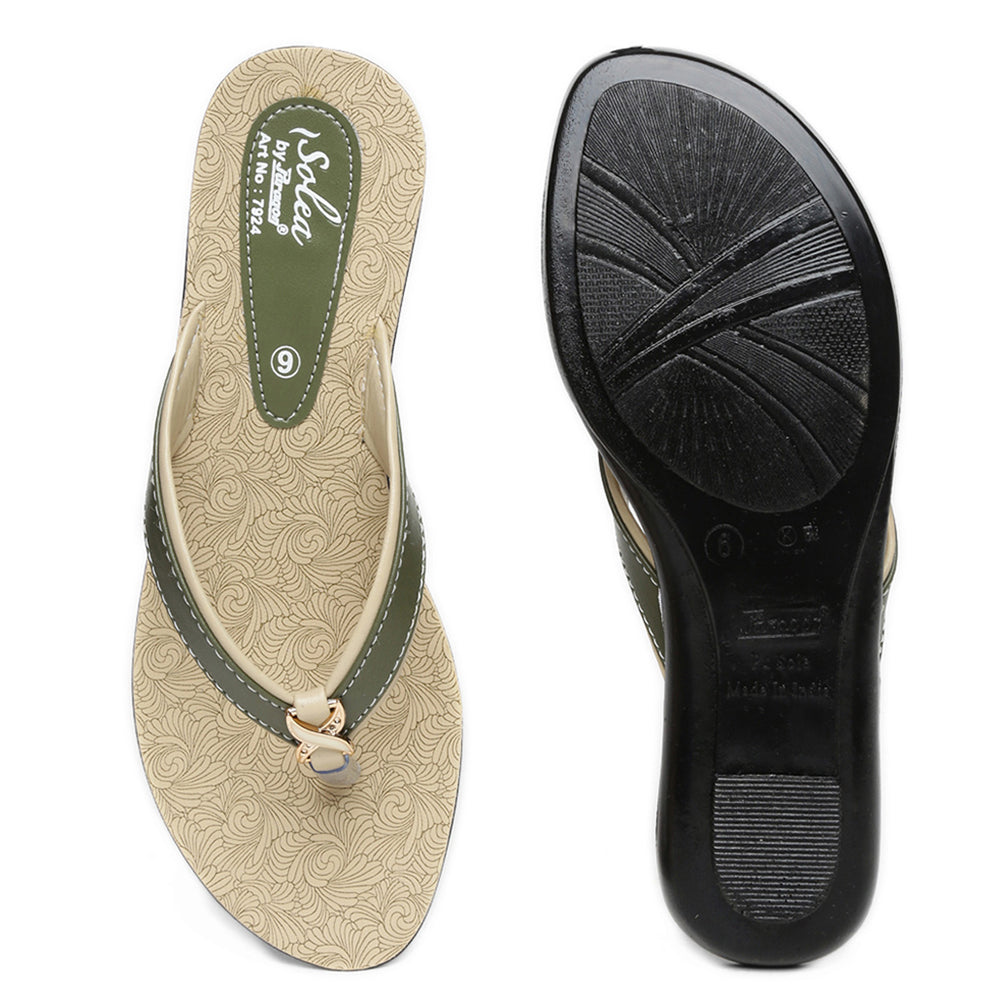 Paragon PU7924L Women Stylish Lightweight Flipflops | Comfortable soles| Casual &amp; Trendy Slippers | Indoor &amp; Outdoor
